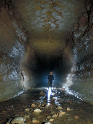 Square passage in Dobhakol Cave